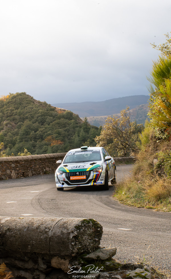 Peugeot 208 n°21, second passage sur le même lacet