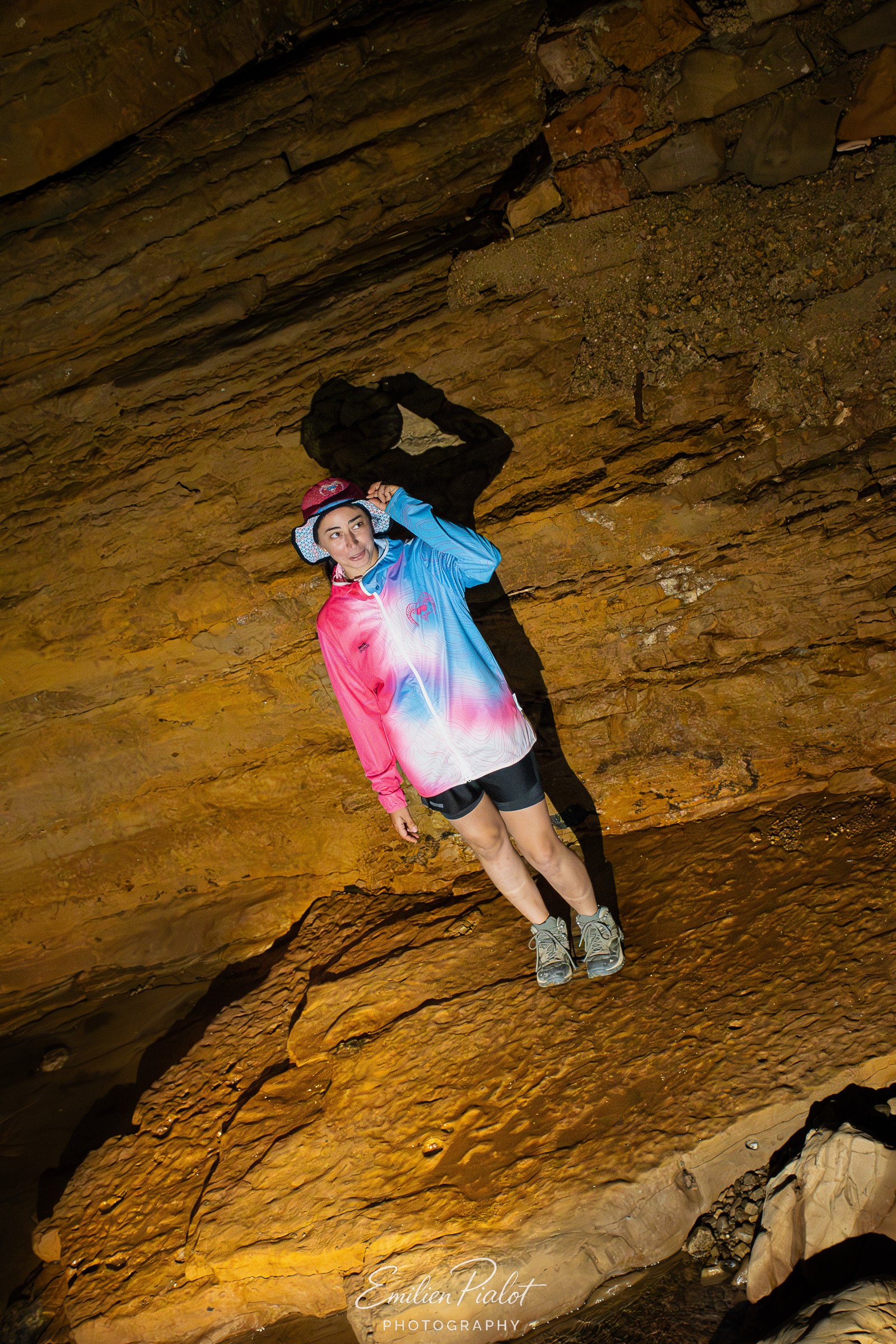 Séance Muflon en grotte, escalade sur paroi rocheuse